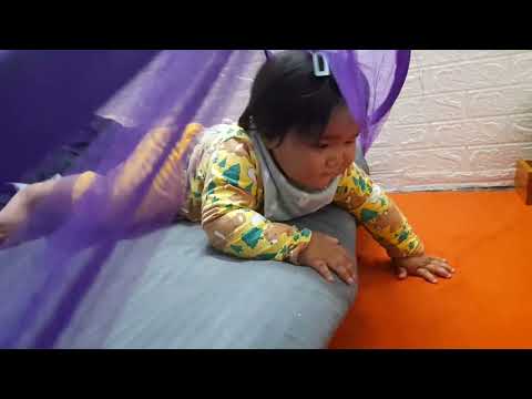 Baby tries out floor bed net 😅 6:44pm Wed, 14/5/25