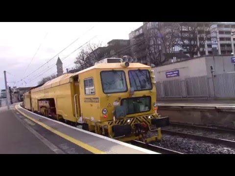 IE 22000 Class DMU Starting Up and Tamper 744