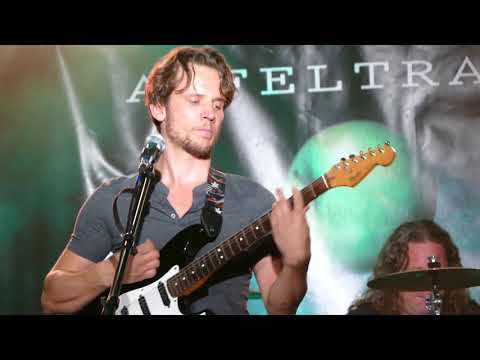 Im Bauch des Riesen - Apfeltraum spielt Cäsar in Oederan