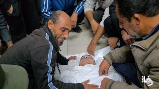 وصول جثمان الشهيد منار المدهون إلى مستشفى ناصر بعد استشهاده برصاص الاحتلال الإسرائيلي في خان يونس