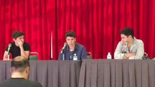 Noah Galvin at Dragcon 2017 discusses his family's reaction to playing a gay character