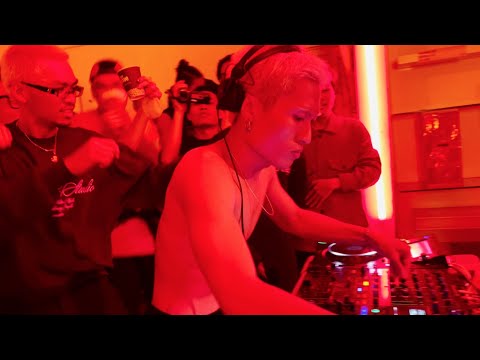 Larria - Mixcloud WWV VietNam DJ Set