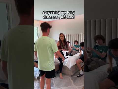 When You Surprise Your Long Distance Girlfriend…