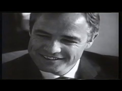 Marlon Brando is flirting with a journalist - Morituri rare interview, around 1965