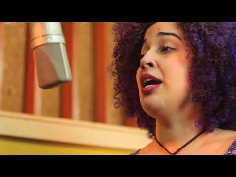 Deixei Na Bahia - Déborah Cecília