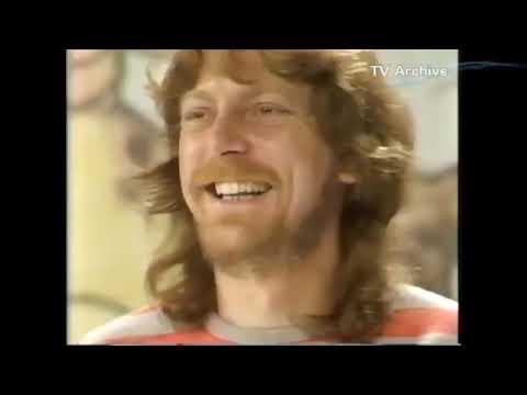 ELO - Bev Bevan & Louis Clark Interview Album Time plus Hooked on Classics intro Tiswas 5 Sep 1981