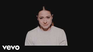 Kadr z teledysku Sober tekst piosenki Lucy Spraggan