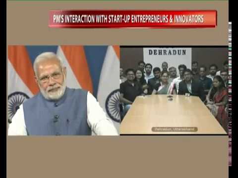 PM Narendra Modi interacting and appreciating IIT-Roorkee BioTechnology Research Team