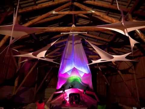 02 Hang Brothers & Mantra Flow Feat. Daniel Sedona - Hang Gliders Paradise Live