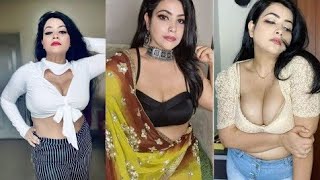 ??Boobs press only Bra hot insta reels ???