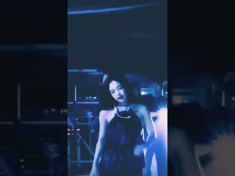 they work so hard for us 😭😭😭😭😭#blackpink