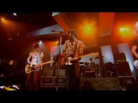 Bloc Party - Like Eating Glass (live on Jools Holland)