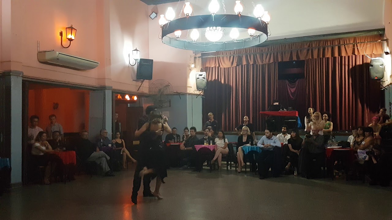 DEMIAN GARCIA y NADIA JOHNSON en Viva La Pepa! Milonga (2/4)
