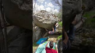 Video thumbnail of Le squale, 6b+. Targasonne