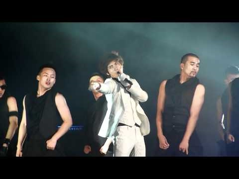 [fancam] HQ 100904 Changmin- Big Time/ Yunho- Why (Keep Your Head Down) [SMTOWN LIVE 2010 in LA]