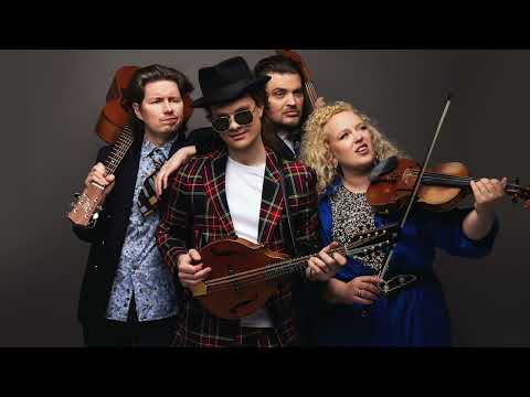 Curly Strings - Poissmees / Young Man (Official Audio)