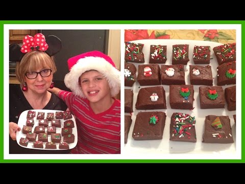 EASY MICROWAVE CHRISTMAS FUDGE