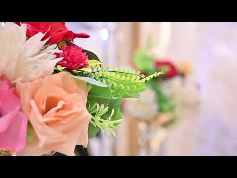 karachi ZEENAT BANQUET | background full view decorate glass flower 🌹 🪵 🧱 work. #dailyvlog