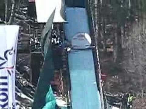 Planica 2008 - Robert Kranjec (a crowd shot)