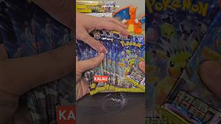 Duel Buka Booster Pokemon: Siapa yang lebih hoki? 😏 #pokemon