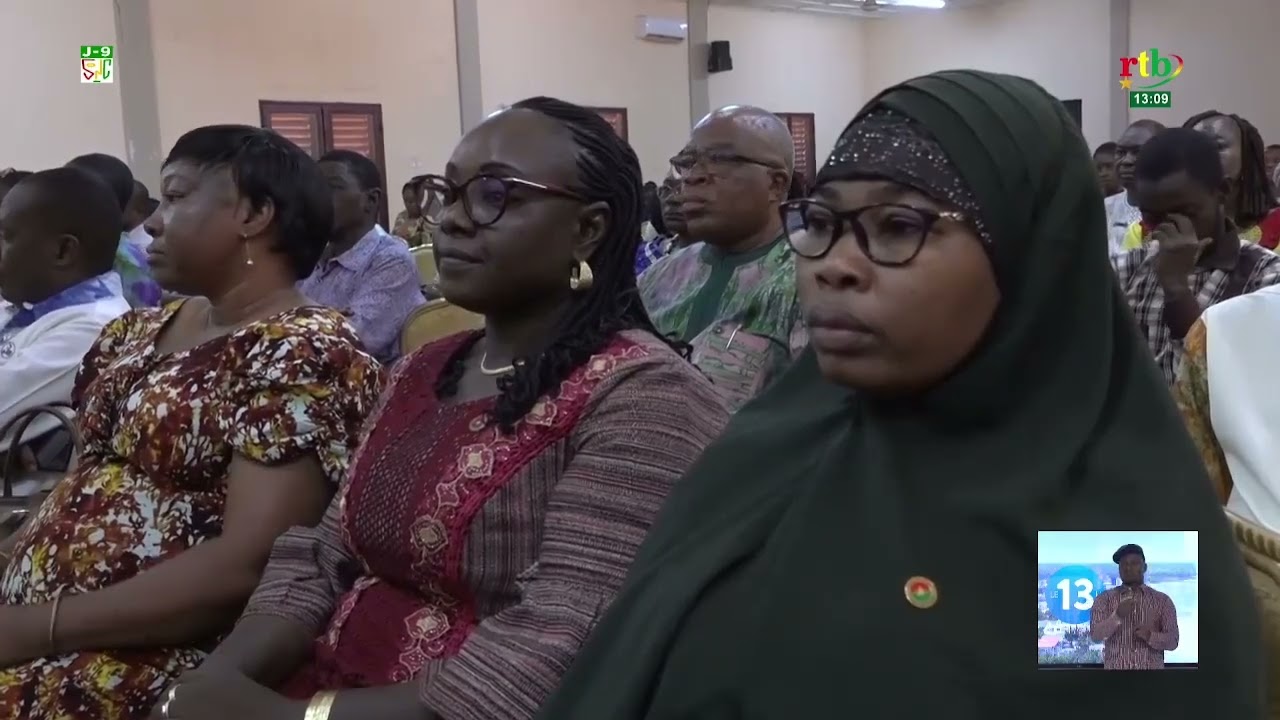 Campagne NAKOBIIR SONGFU qui vise à collecter du matériel à la disposition des élèves