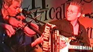 The Levellers Rev Hammer &quot;Burford Stomp&quot; acoustic set 1998 pt8.wmv