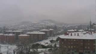 preview picture of video 'Nevada Amurrio 2013 Martes 26 de Febrero  17:37Hr  2Cº'