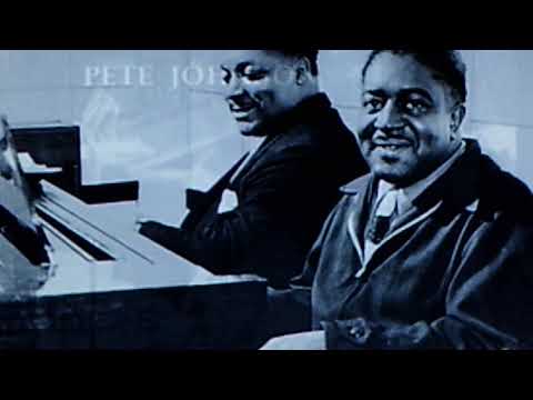 Albert Ammons & Pete Johnson: "Boogie Woogie Jump"  (ca. 1941)