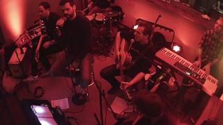 Rocktool unplugged - Lightning Crashes (Live)