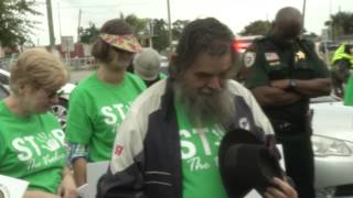 preview picture of video 'PBSO Glades Prayer Walk'