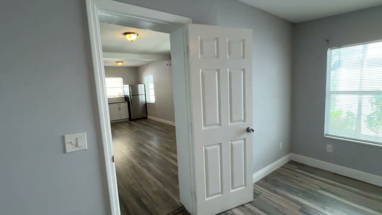 Video Tour Thumbnail