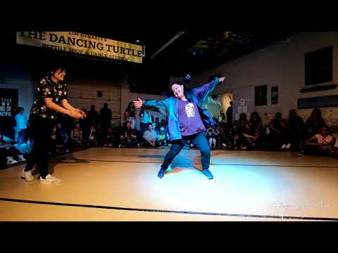 Sarina VS. MK (1v1 Adult B-Girl Quarter-Finals) - She's All Bad