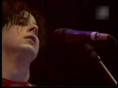 The White Stripes -  Dead Leaves And The Dirty Ground (Live)