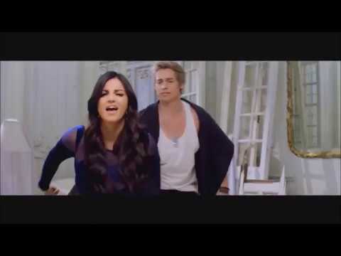 Carlos Baute bailando sevillanas con Maite Perroni