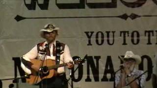Mike Johnson Song: "Nuthin' Honey" * 2009 LeMars Music Festival
