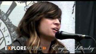 Nicole Atkins performs Cry Cry Cry at ExploreMusic