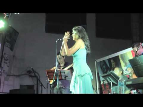 Te Metiste En Mi Cama - Flor Yvon