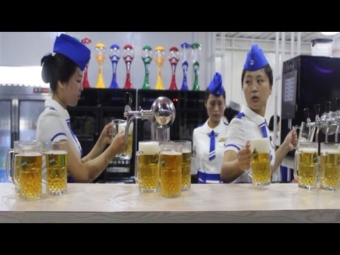В КНДР провели первый пивной фестиваль