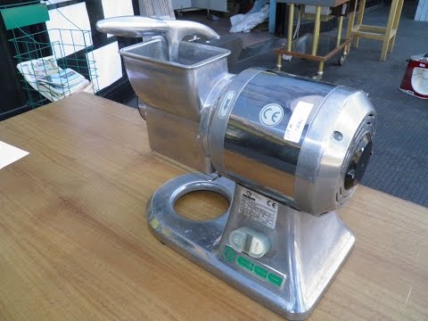 RIF. 77) ASTA GRATTUGIA MARCA GIGA