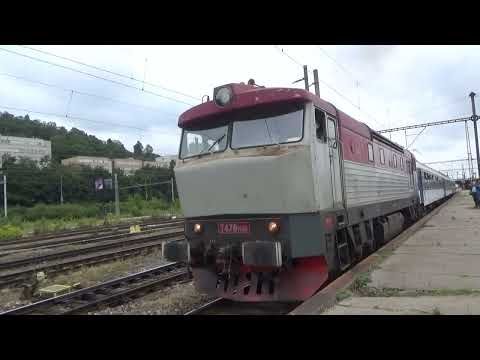 Bardotka RetroLok 749 146 v čele Zvl. R 11870 "zážitkovým vlakem pražskými tunely" (28.8.2022)
