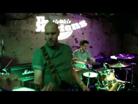 ARCANE ROOTS PERFORM 'OVER AND OVER' LIVE // DR. MARTENS UK #SFSTOUR14