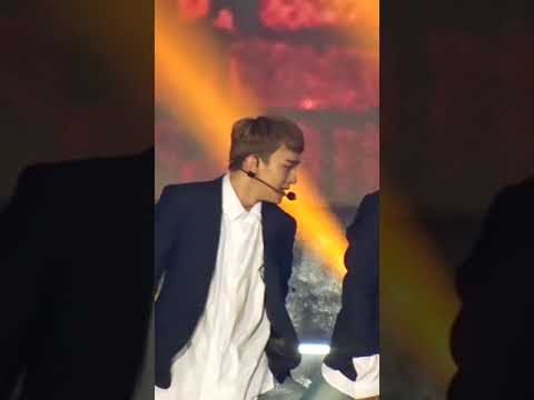 171001 EXO-CBX 첸백시 더원 HEY MAMA - CHEN 세로버전 focus