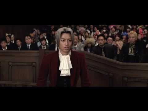 Funny Gyakuten Saiban (Ace Attorney) scene - Edgeworth's fluttering cravat