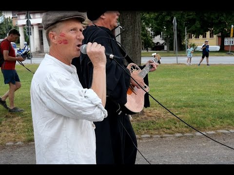 Naumburger Kirschfest 2021(7): Muck Lamberty als neue Figur derNaumburger Meister im Kirschfestumzug