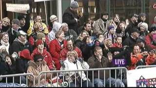 Dave Edwards of The Look and Bob Monteleone at The Detroit Thanksgiving Parade 2009