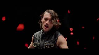 Video zu 'Bella' ansehen