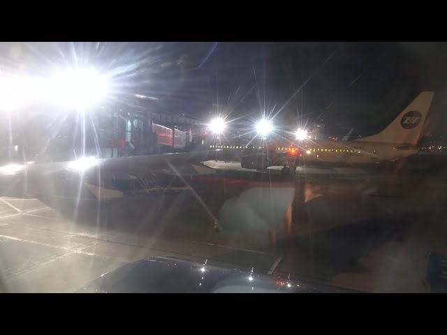 Самолет, летевший из Вьетнама, не смог приземлиться в Иркутске из-за густого тумана