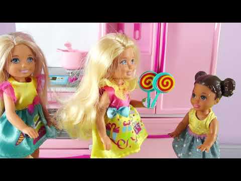 Rodzinka Barbie - Chora Zosia. Wizyta u lekarza. Bajka dla dzieci po polsku Odc. 64 the Sims 4