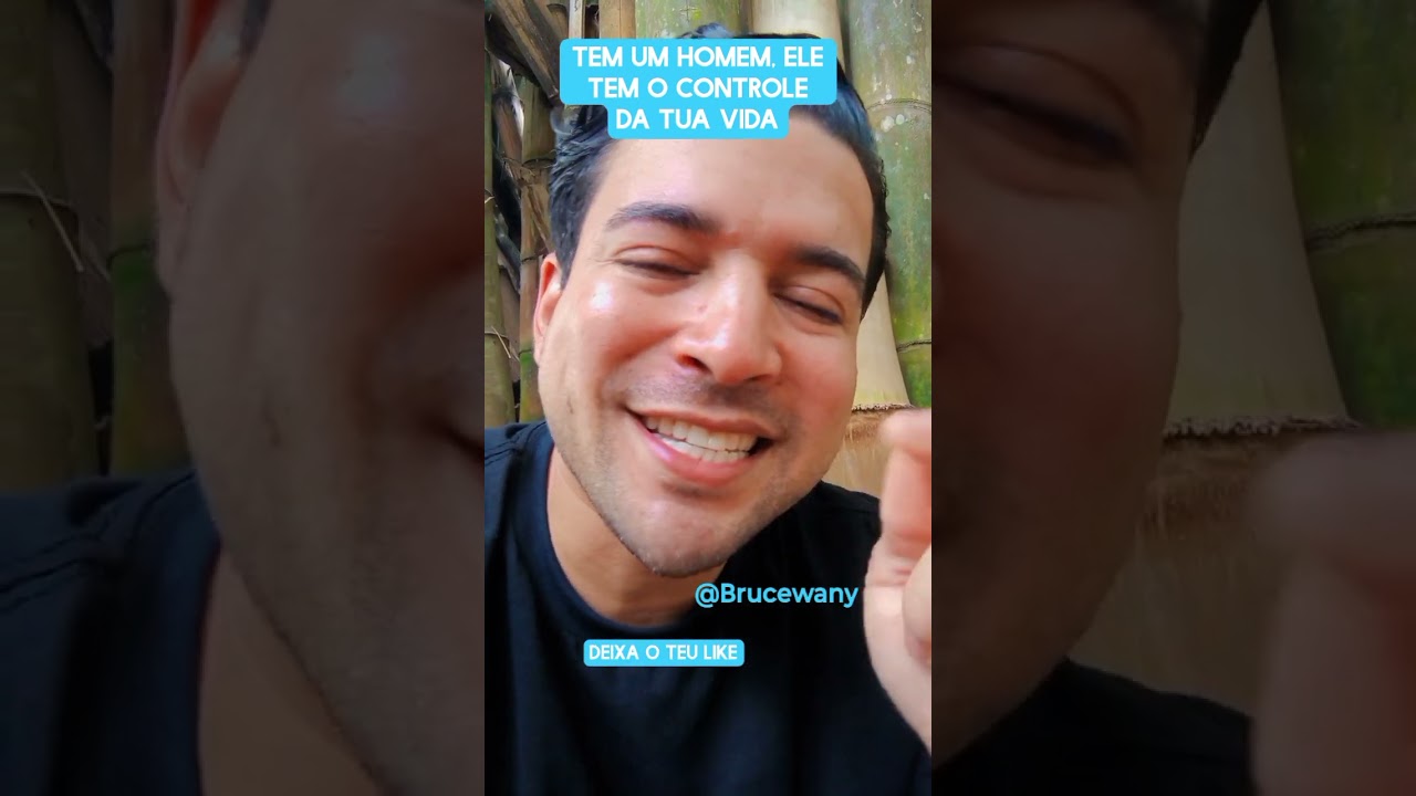 Tem um homem, ele tem o controle da tua vida