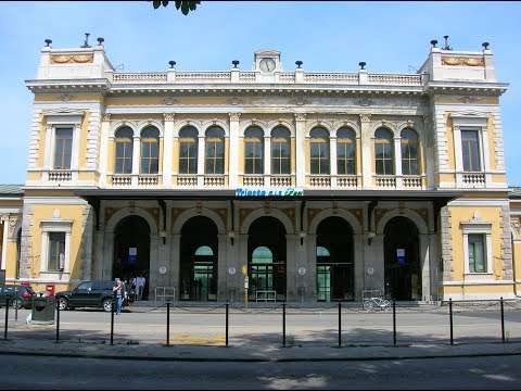 Annunci alla stazione di Trieste Centrale (dalle ore 6:00 alle ore 8:00)